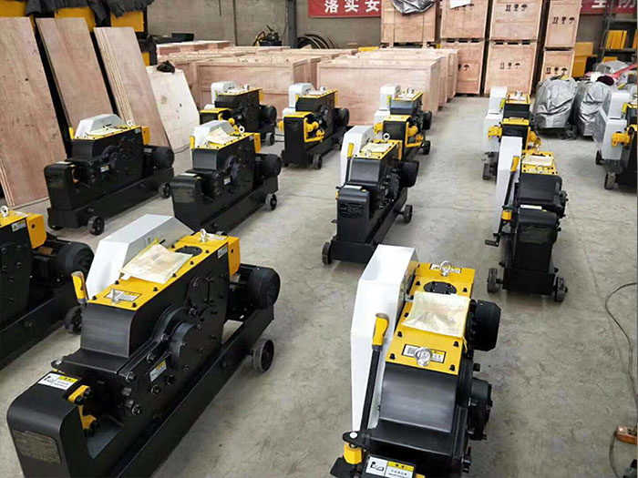 Steel Bar Straightening And Cutting Machine