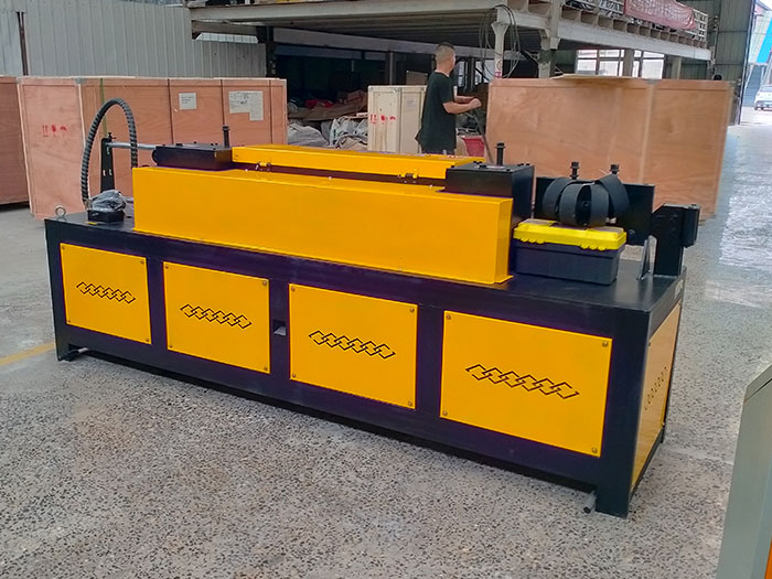 Steel Bar Straightening And Cutting Machine